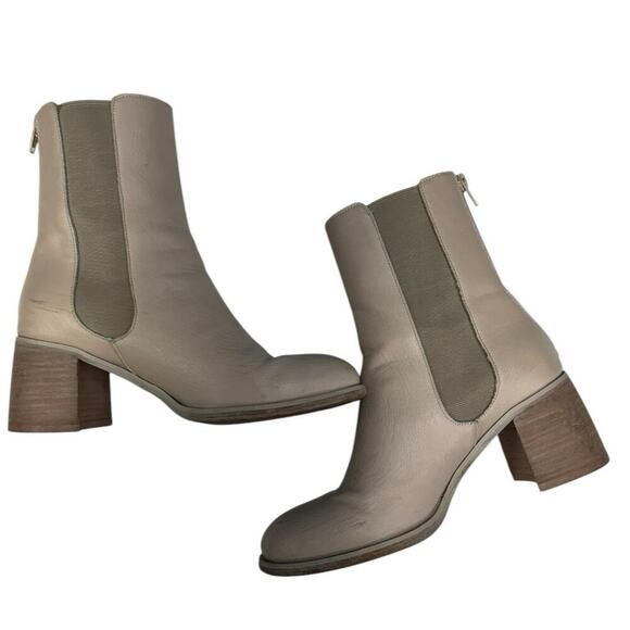 Oasis Society Olivia- Chelsea Heel Boots Neutral Color Size 7 - Picture 2 of 11